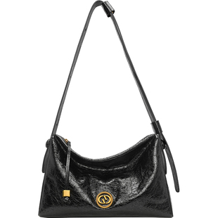 金利来时尚单肩流浪包真皮2026新款大容量软皮褶皱斜挎hobo女包潮