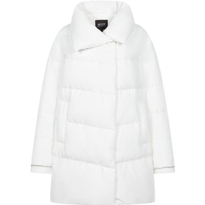 波司登鹅绒羽绒服翻领