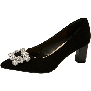 康莉水钻尖头气质高跟鞋女2026春季新款粗跟百搭黑色单鞋宴会鞋