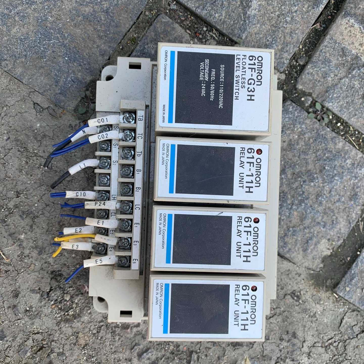 欧姆龙液位继电器 61F-G3H 61F-11H 二手拆机件