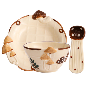 可爱蘑菇陶瓷餐具套装漂亮的饭碗高颜值釉下彩深盘碗情侣一二人食