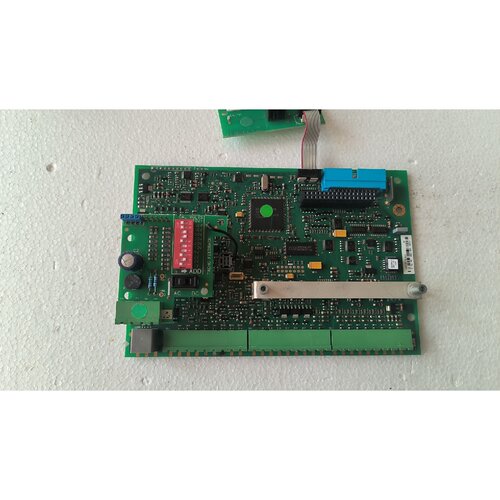 溢价-590p主板一套很新AH500075U002