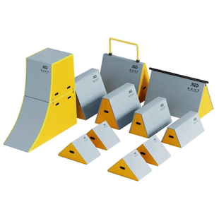 跑酷训练器材全套少年体适能感统器材九件套幼儿园教具儿童攀爬架