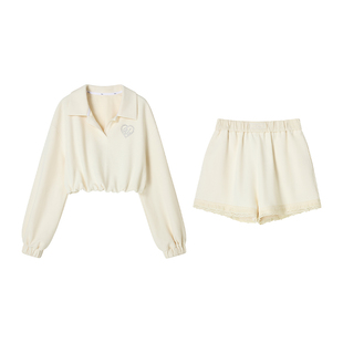 【开心果奶芙】Uena爱心烫钻polo领落肩袖卫衣花边休闲短裤套装女