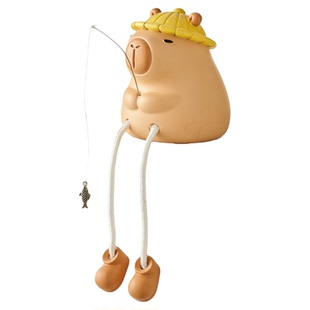 可爱卡皮巴拉吊脚娃娃坐姿小摆件家居电视柜酒柜开放格洞洞板装饰