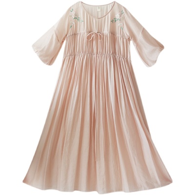 粉色长裙宽松圆领裙子女夏连衣裙