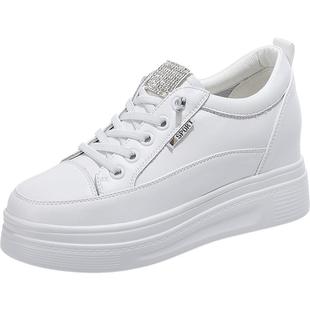 隐形内增高小白鞋女2025新款春秋小个子34码松糕鞋显脚小厚底女鞋