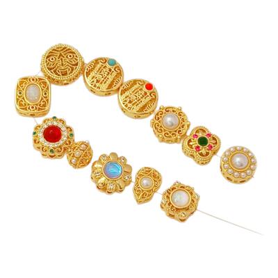 18K包金镶锆贴贝五路财神扁隔珠