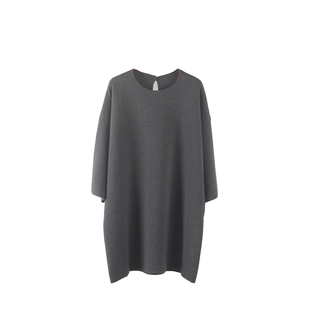 秋冬季针织连衣裙女七分袖2025新款宽松落肩显瘦呢子中长打底裙子