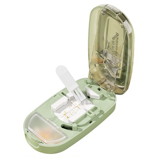 日本多功能分药器二分之一切药器四分之一三分之一分割精准分药盒