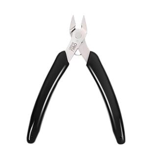 得力5寸电子剪钳水口钳如意斜口钳高硬度钳子电工专用斜嘴钳模型