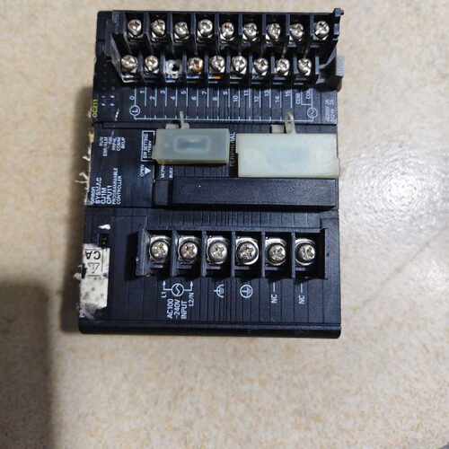 议价龙PLC CPU11 实物拍摄 成色如图所示 通电如视频