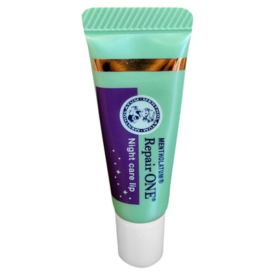 日本曼秀雷敦夜间集中修护润唇膏