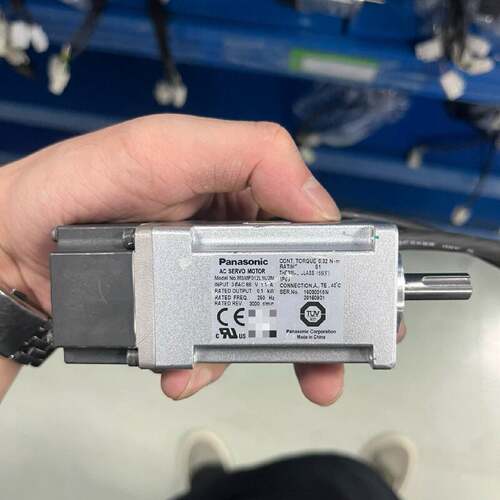 议 价伺服电机MSMF012L1U2M100W功率编码器工业自动可 维修