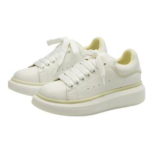 KISSCAT接吻猫秋冬季增高运动鞋透气休闲面包鞋板鞋厚底小白鞋女