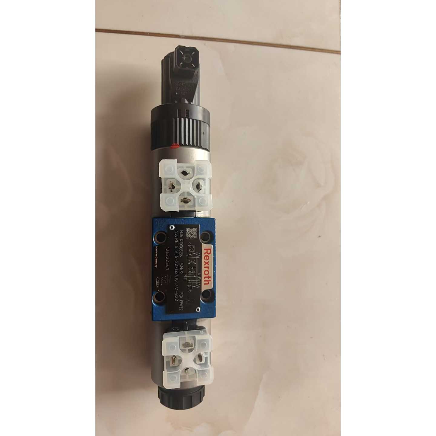 德国力士乐比例阀3DREME16P6X100YG24K31A1V力士乐比例平衡阀