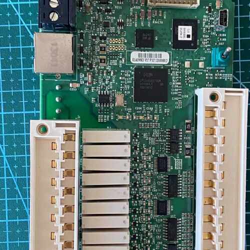 议价施耐德TM218LDA24DRN主板PLC主板CPU板 全新现货