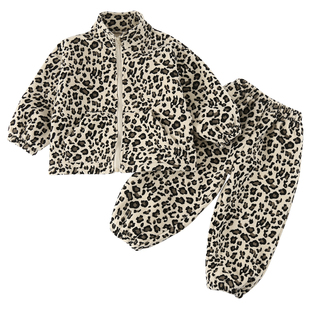 儿童摇粒绒套装秋冬季豹纹男童加绒2025新款宝宝女童卫衣外套裤子