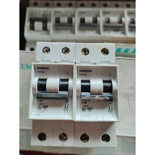 询价下单西门子断路器5SX22 2P C16A 数量40来个，包装破