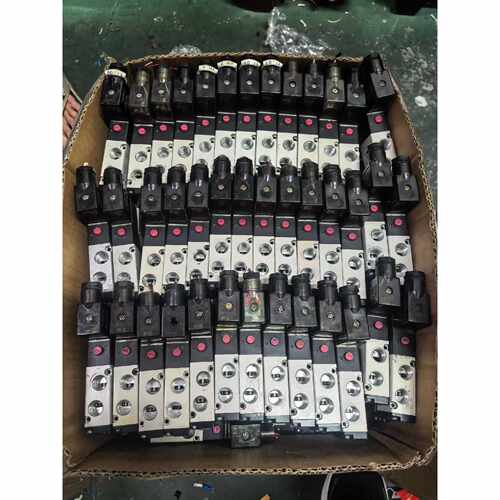 【议价-可维修】 4V210-08 DC24V  AirTAC /均有货