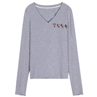 今屿花花灰色长袖T恤女