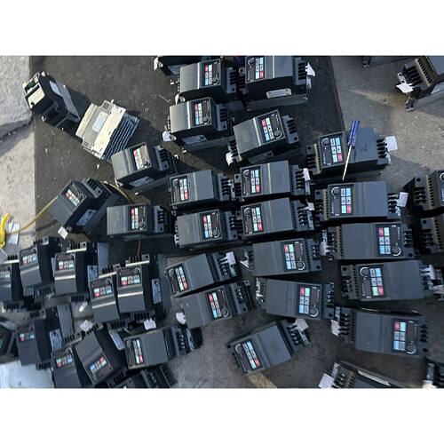 在线议价变频器  台达VFD015EL43A