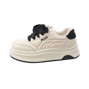 爆款百搭厚底小白鞋女增高小众板鞋2026新款春秋季休闲运动面包鞋