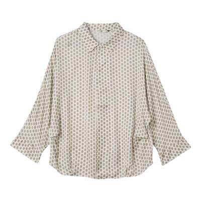 布景时尚单排扣七分袖衬衫