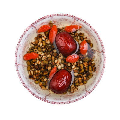 净肝排浊水炒绿豆薏米枸杞红枣