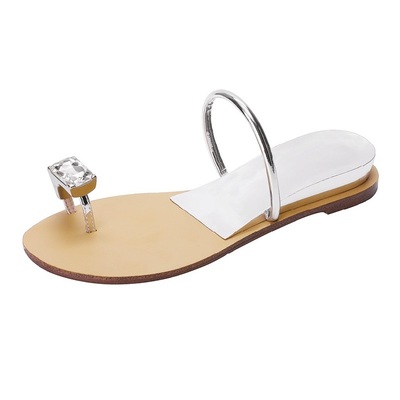 一颗鸽子蛋大姐姐同款夹趾凉鞋