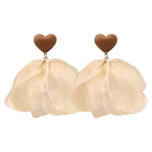 IPINK原创浪漫爱心布艺耳环女三角耳夹超仙甜美花瓣耳饰小众耳钉