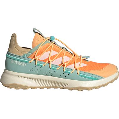 阿迪达斯男女户外运动鞋