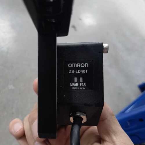 欧姆龙 ZS-LD40T 激光位移传感器，少量现货出售，议价-议价