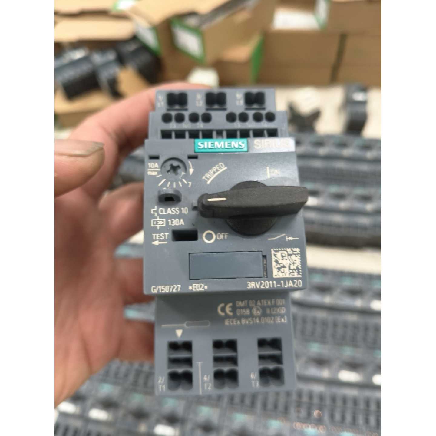 询价-马达保护器交直两用3RV2011-1JA20有37个，图片