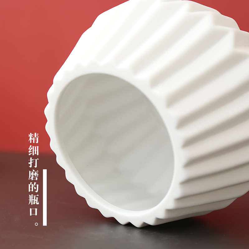 简约现代水培绿萝花瓶小清新客厅餐桌玄关摆件欧式创意办公桌花瓶