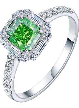 莫桑石方形祖母绿宝石戒指