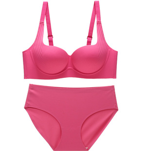 六只兔子无痕内衣女小胸聚拢显大圆圆杯软支撑无钢圈小芭甜文胸罩