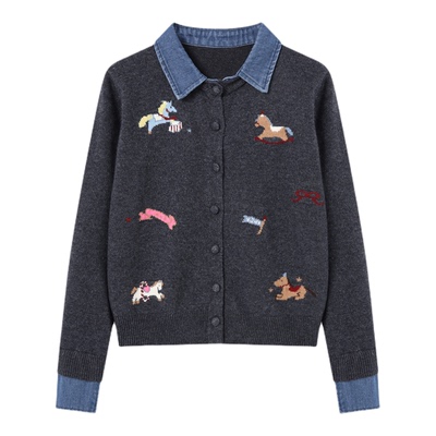 Basic House/百家好减龄牛仔领假两件针织衫木马刺绣宽松显瘦开衫