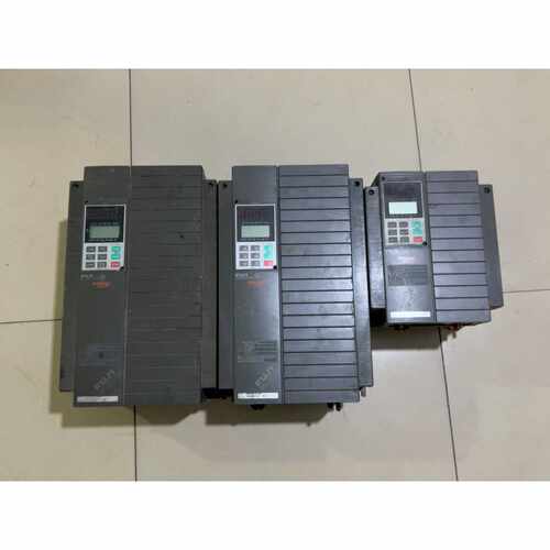 〔议价-可维修〕拆机富士变频器三台 FRN15P11S-4CX 22.8KW