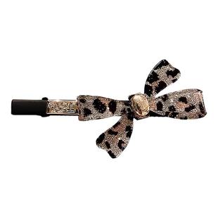 精致高级感豹纹蝴蝶结夹子气质时尚亚克力色侧边夹发卡鸭嘴夹头饰