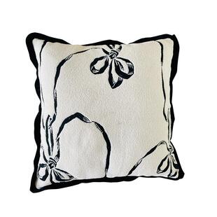 现代简约中古风抱枕轻奢高级感靠枕刺绣靠垫床上客厅沙发抱枕套