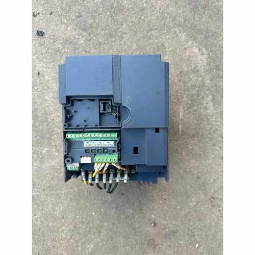 议价富士变频器3.7KWFRN3.7E1S4C成色如图拆可维修