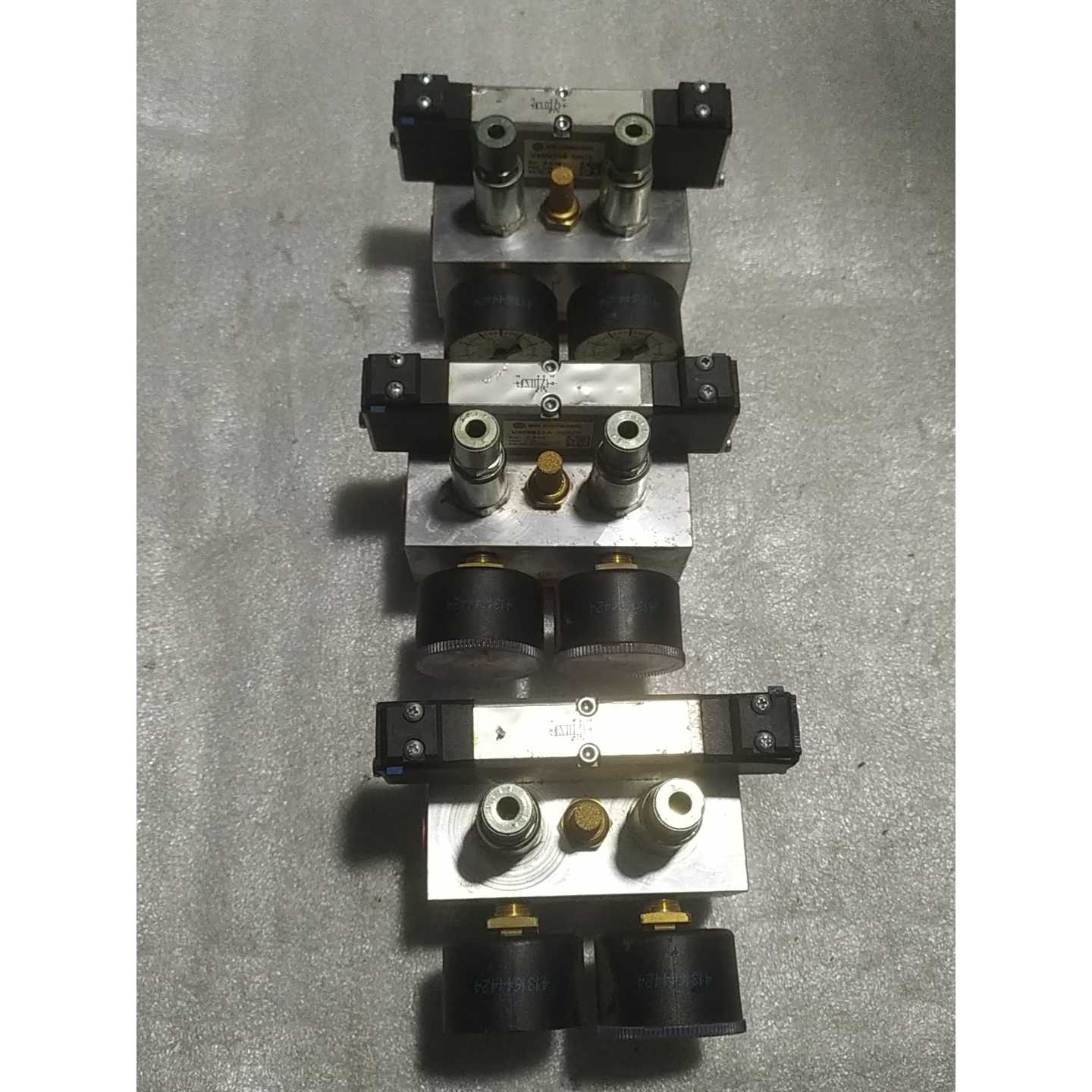 议价-IMI NORGREN诺冠电磁阀V405533A-X0070