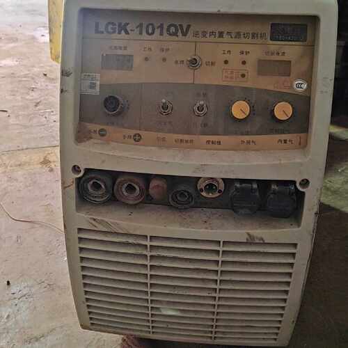 沪通天工LGK-101QV等离子切割机，带气泵，220V/3—议价
