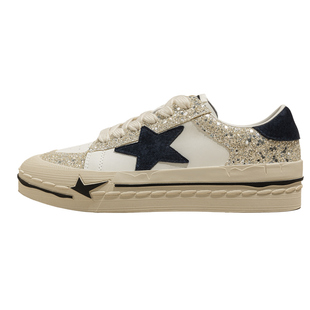 内增高小白鞋厚底休闲鞋女款2026新款春季巨好看不累脚星星女鞋子