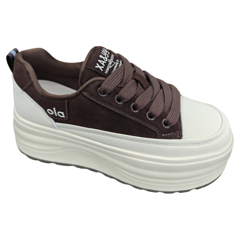 小个子增高真皮厚底松糕鞋女2026新款复古时尚运动休闲鞋轻便板鞋