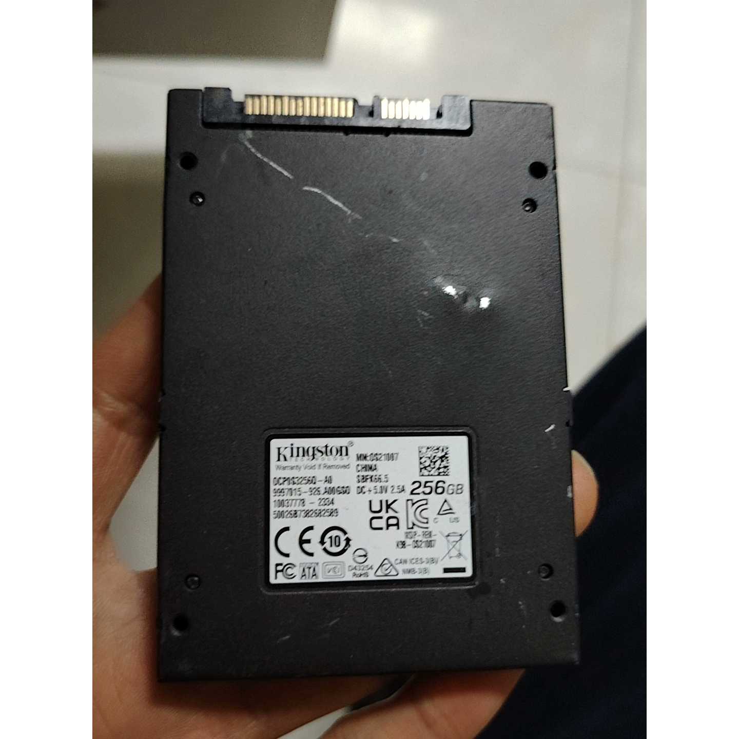 议价金士顿256G固态硬盘2.5寸SATA接口型号OCP0S维修图片