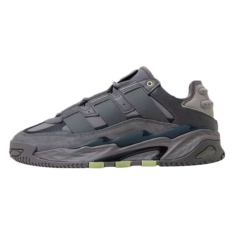 Adidas三叶草系带奶包运动老爹鞋