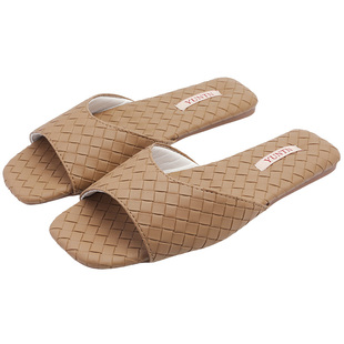 夏季高级小众简约轻奢情侣皮凉拖鞋女士室内防滑轻便居家牛筋底男