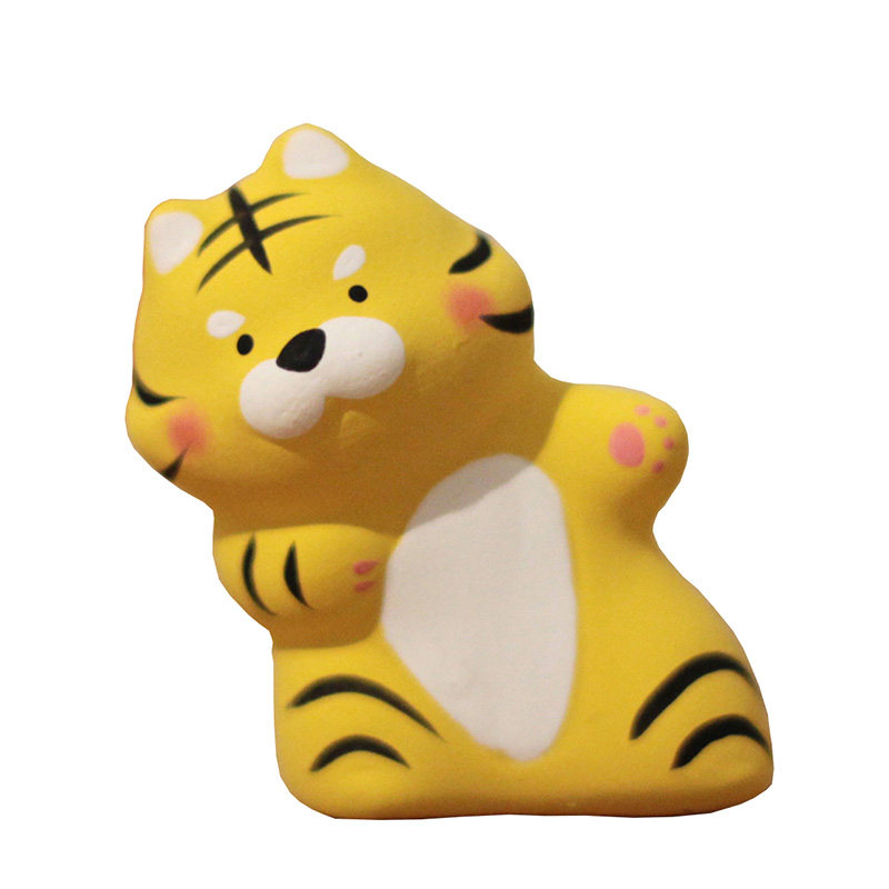 日本可爱风祈福猫咪物品汽车摆件